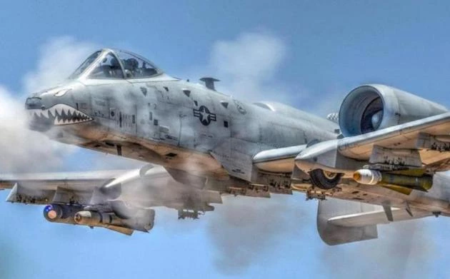 A-10 Thunderbolt: Η στιγμή που ισοπεδώνει κτίριο των Ταλιμπάν – Βίντεο